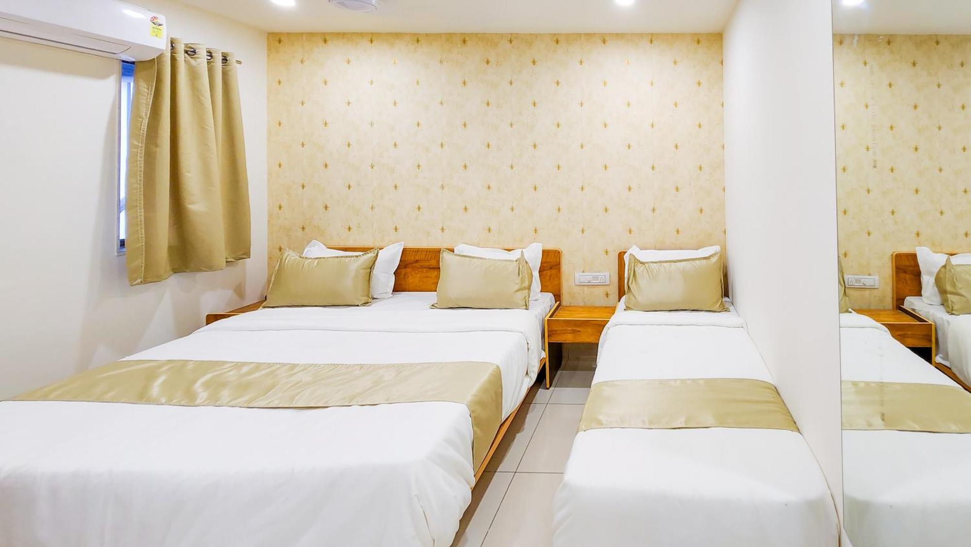 Executive Triple Room