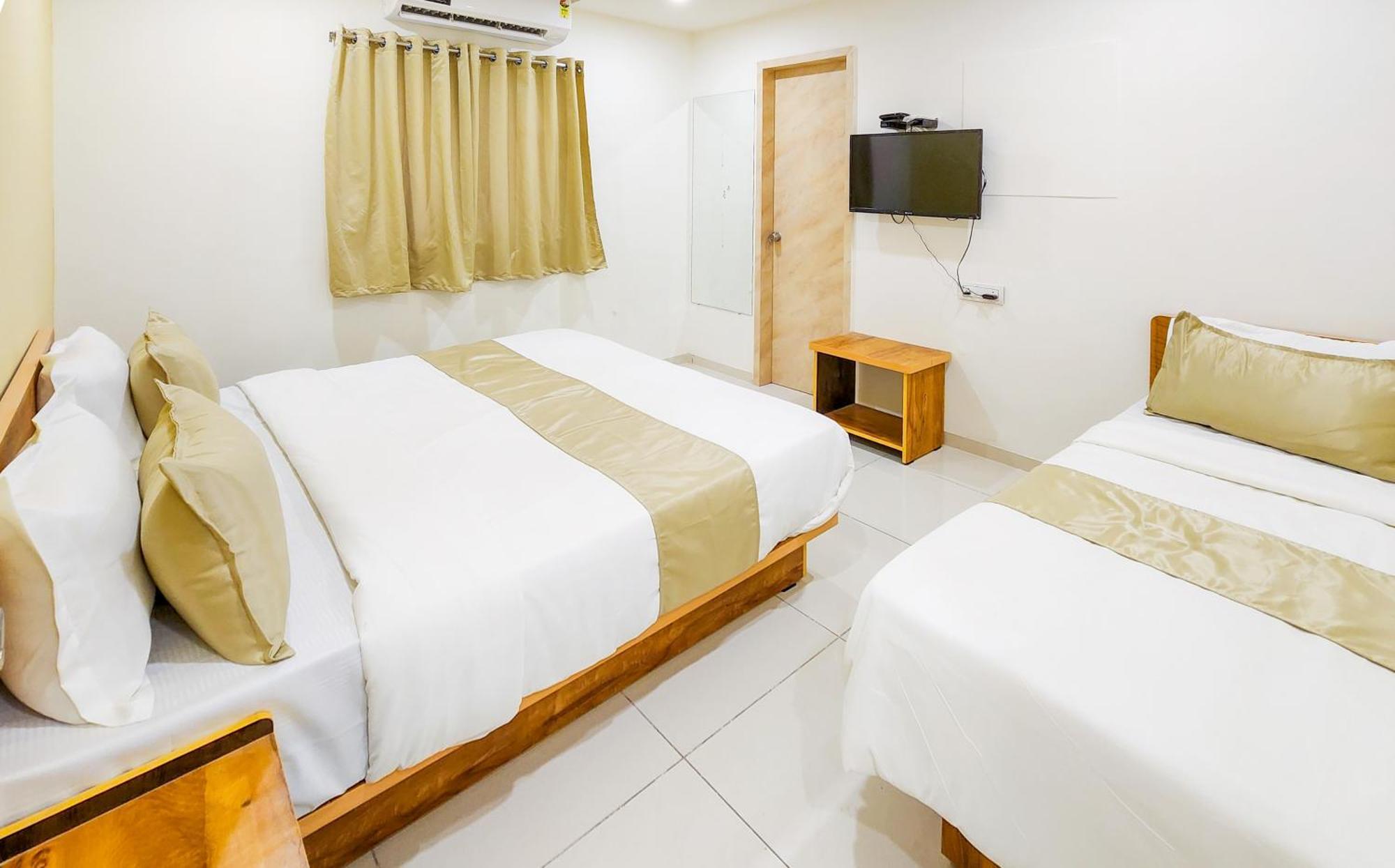 Executive Triple Room