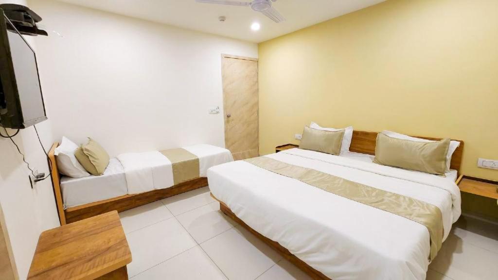 Executive Triple Room