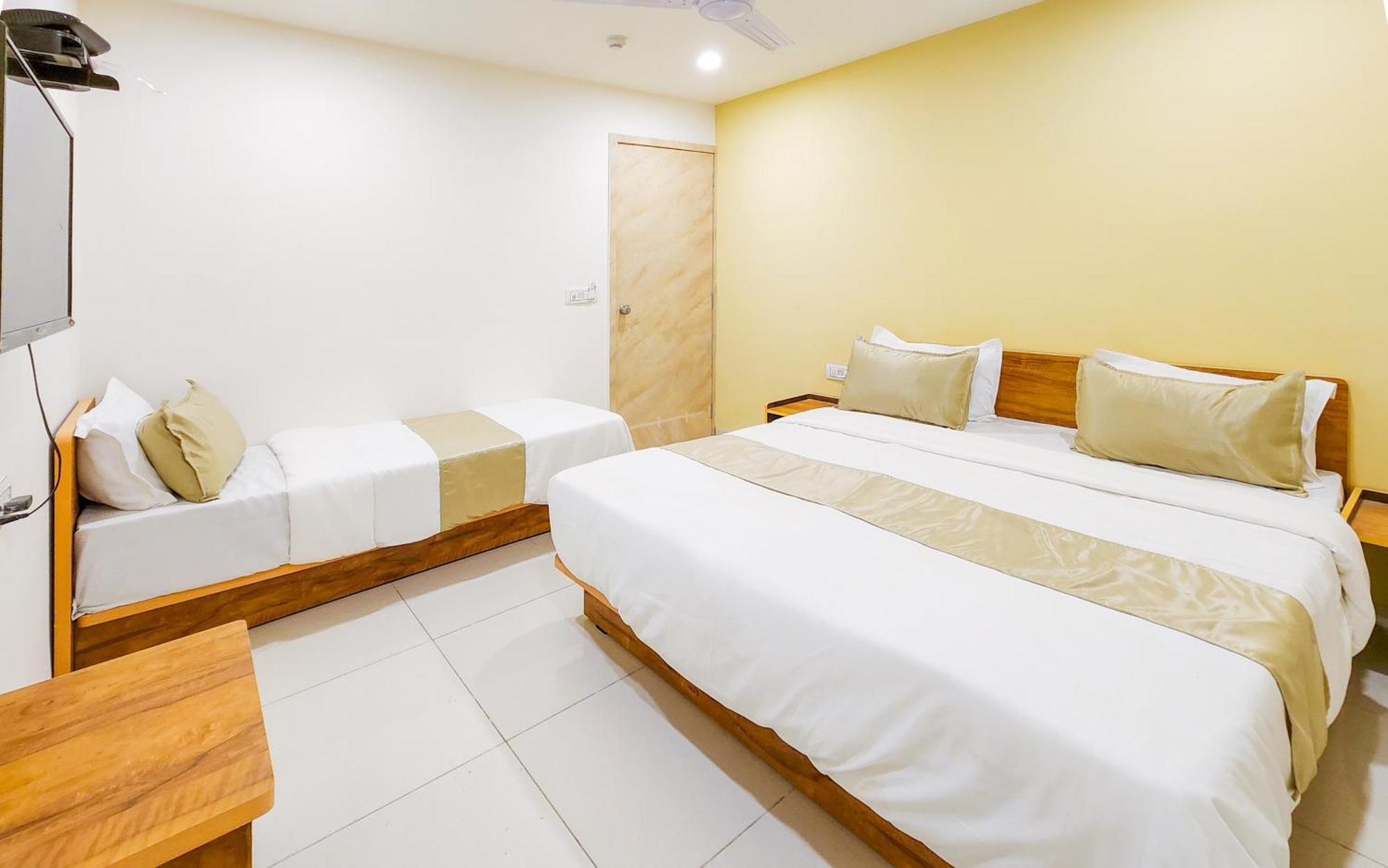 Executive Triple Room