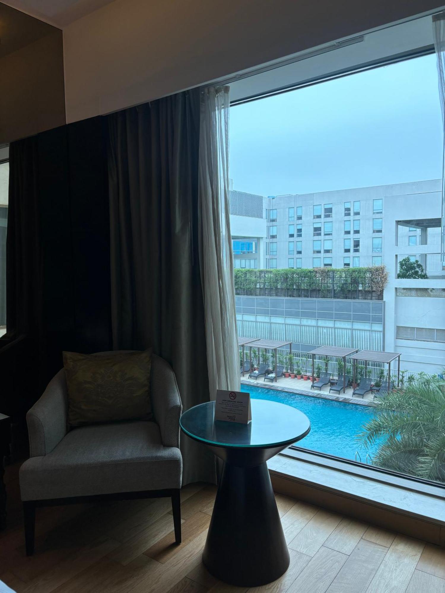 Superior King on One-way Airport Transfers Spa Food & Beverage & Laundry