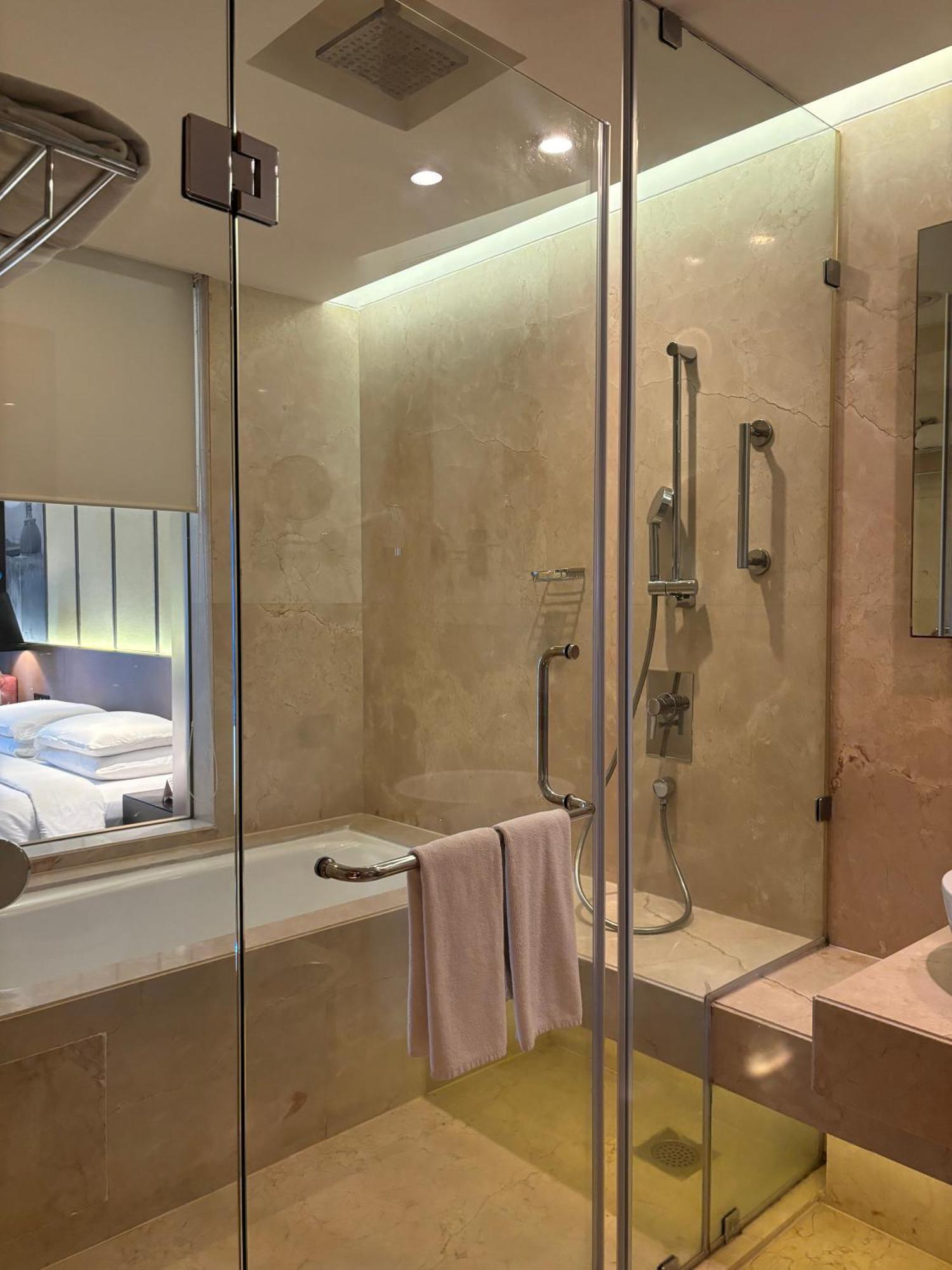 Superior King on One-way Airport Transfers Spa Food & Beverage & Laundry