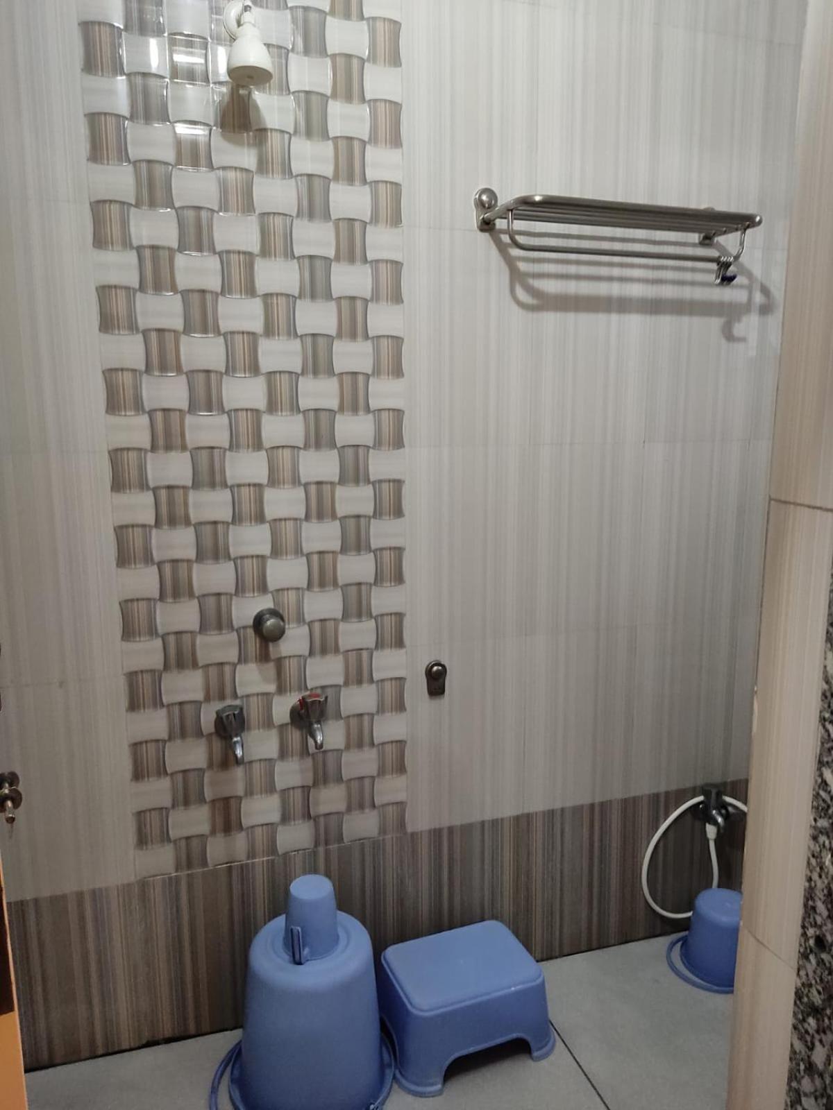 Deluxe Double Room AC,1604105664:JPEG