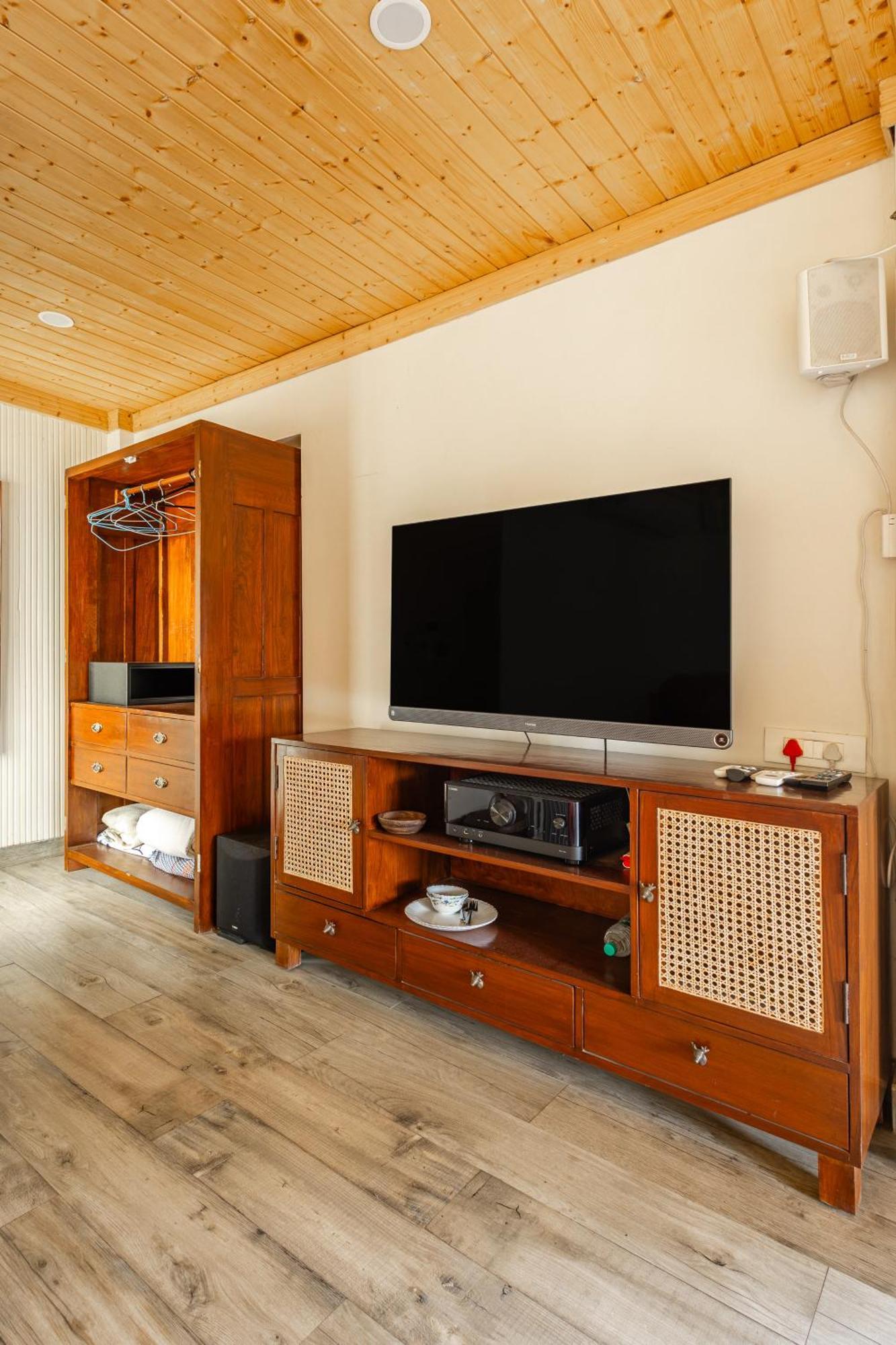 King Room with Balcony