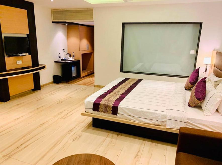 Premium Room,1618309111:JPEG