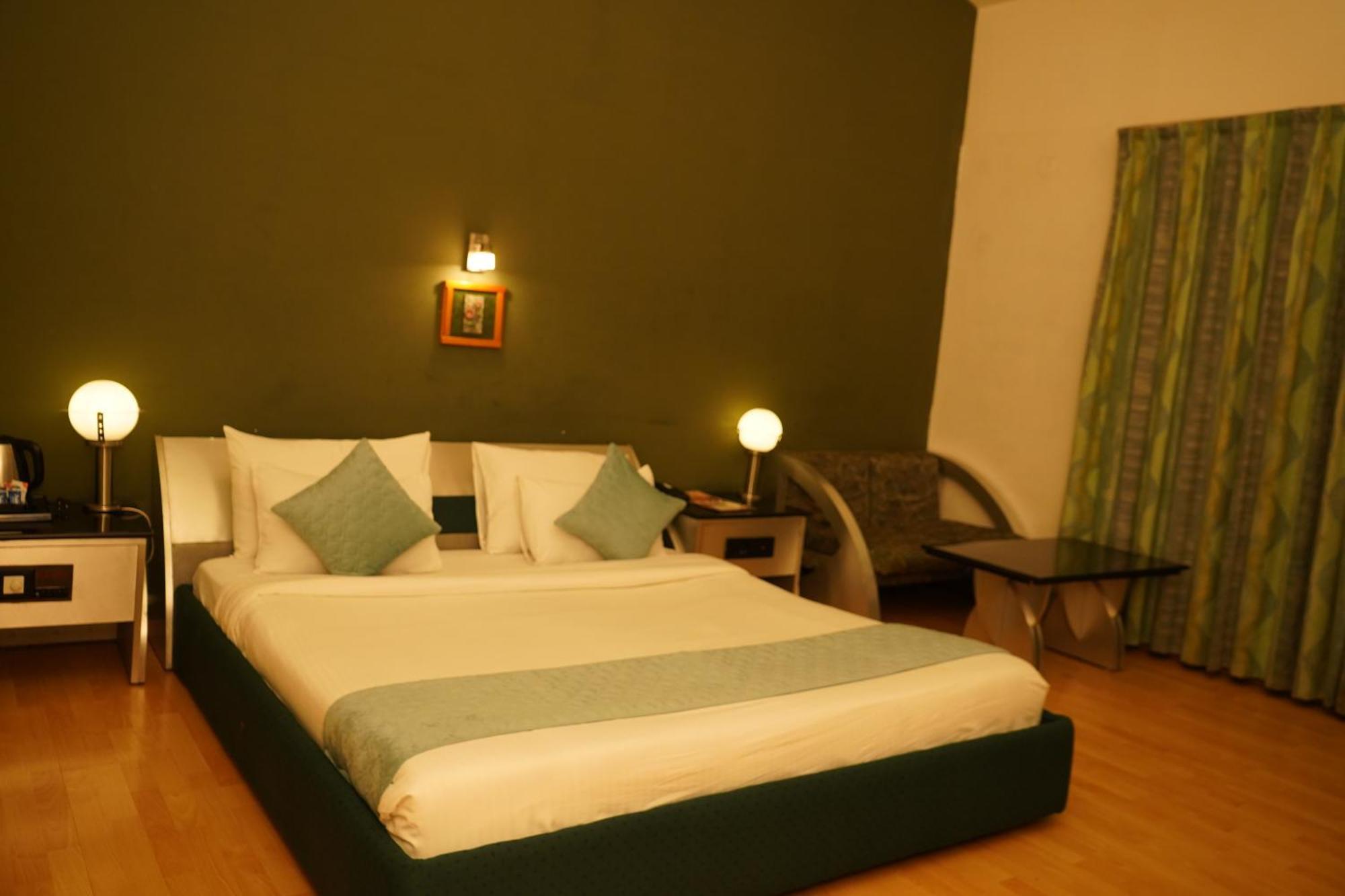 Double Room,1708763947:JPEG