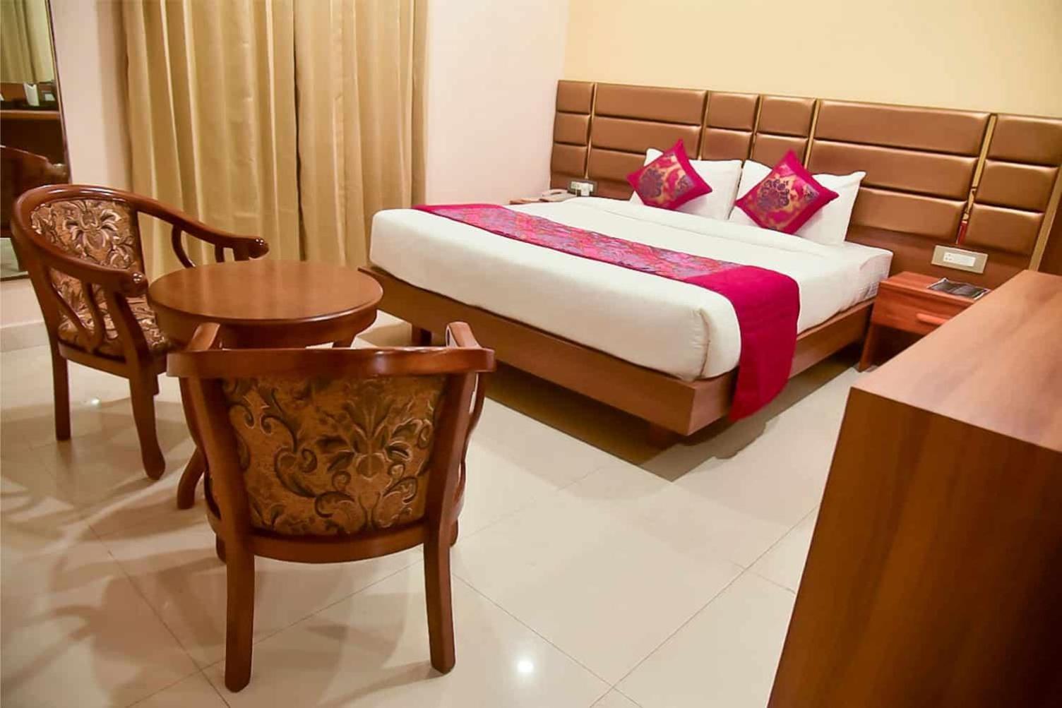 Standard King Room