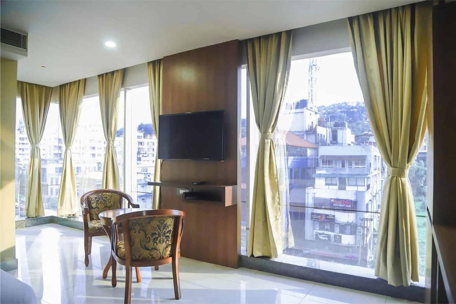 Large Double Room