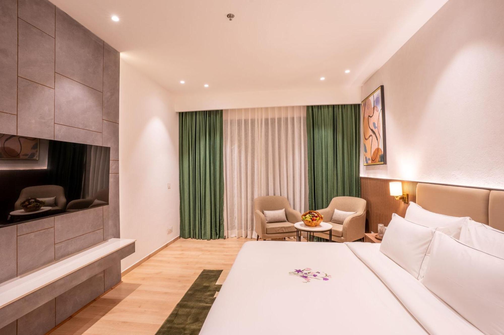 Rosa Room Balcony