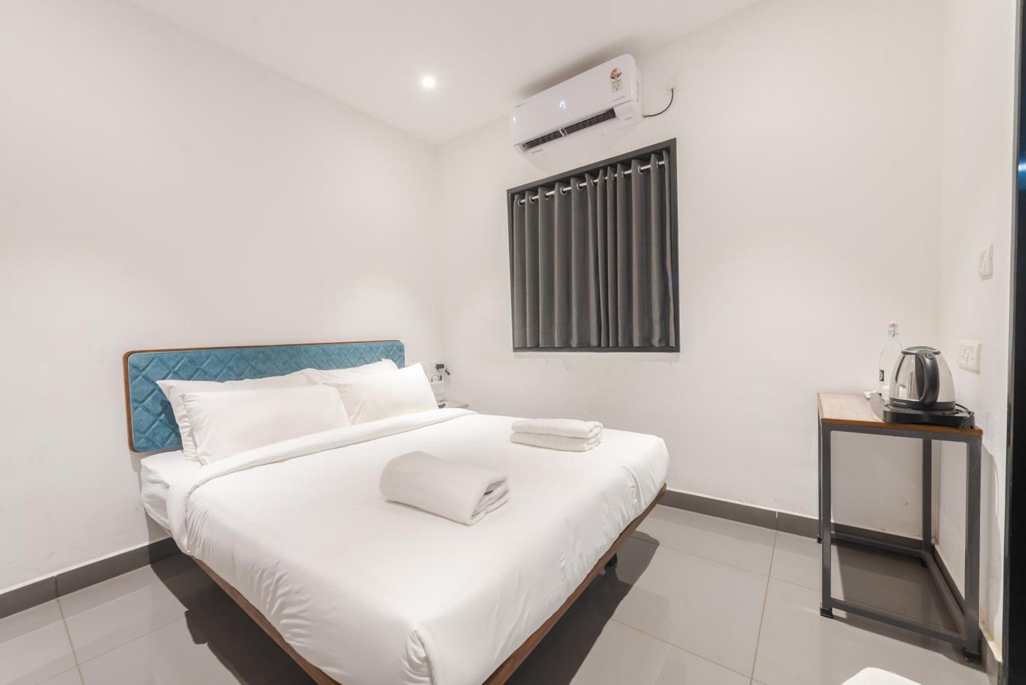 Deluxe Room,1655435060:JPEG