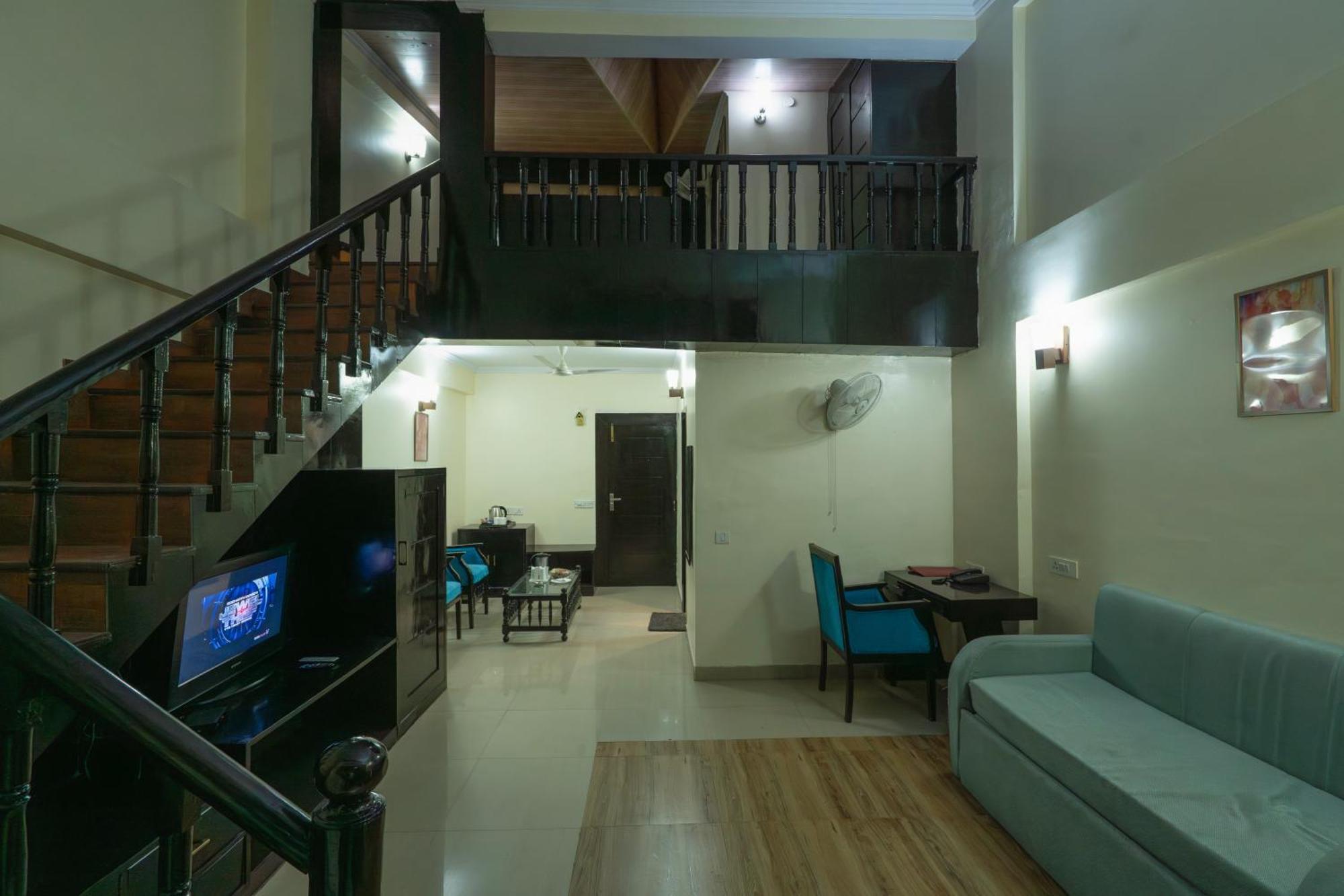 Penthouse Apartment