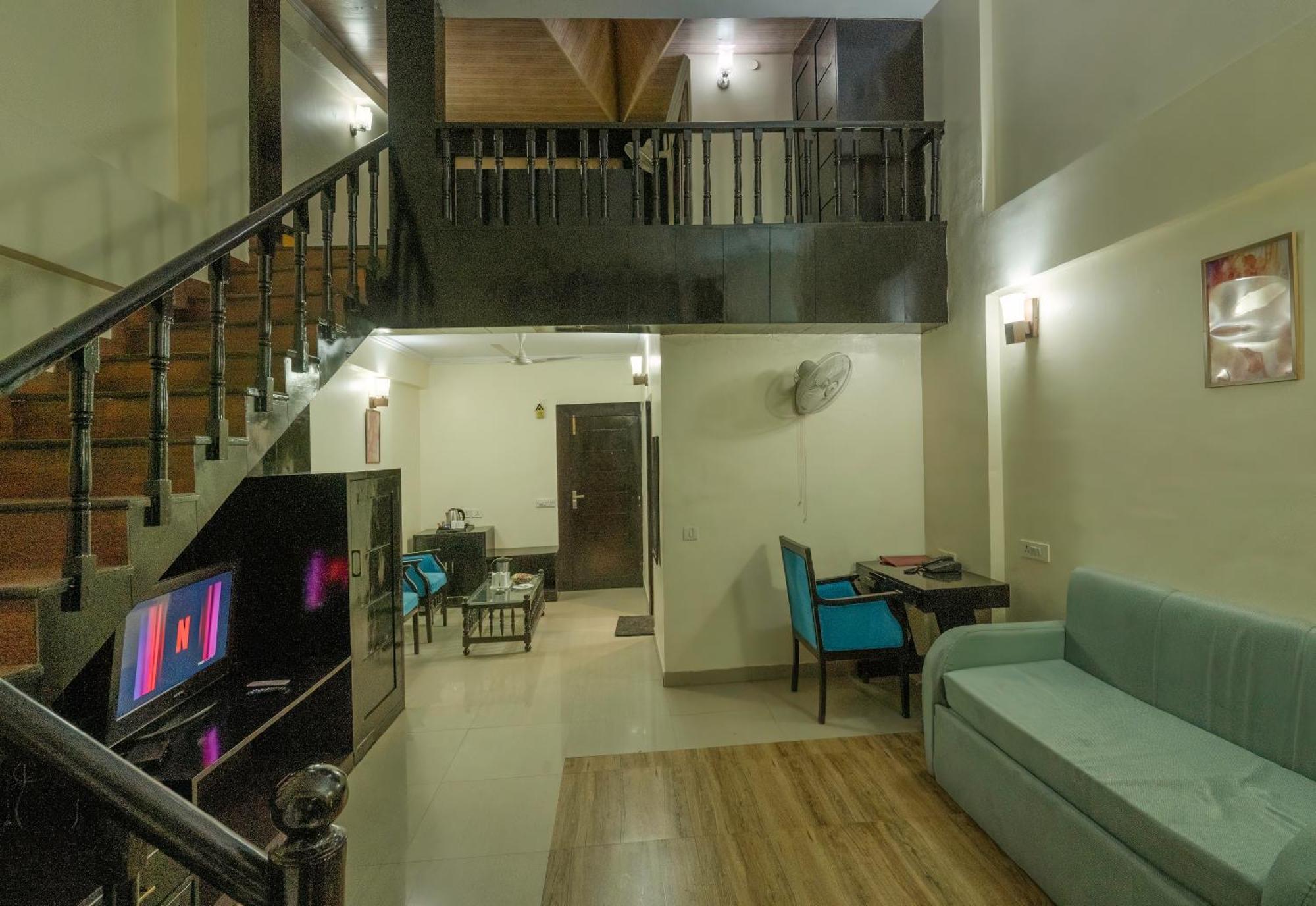 Penthouse Apartment