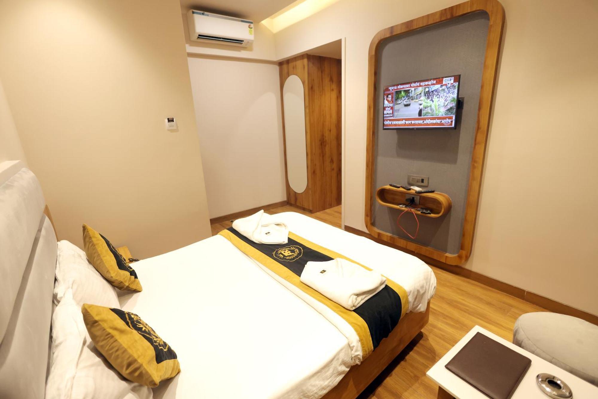 Deluxe Single Room