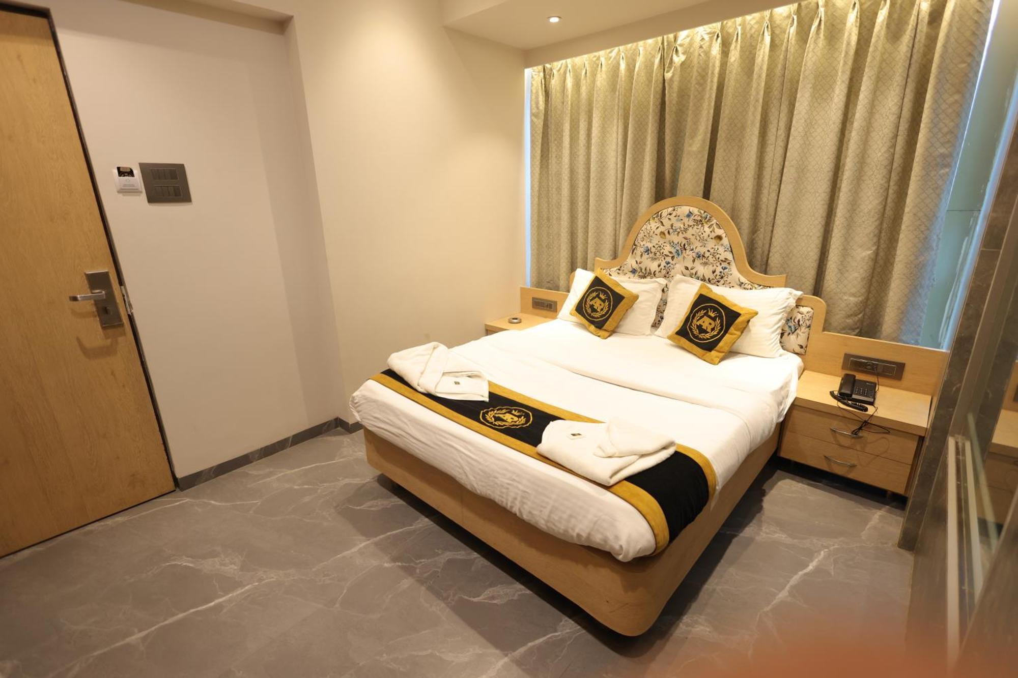 Deluxe Double Room,1687693775:JPEG
