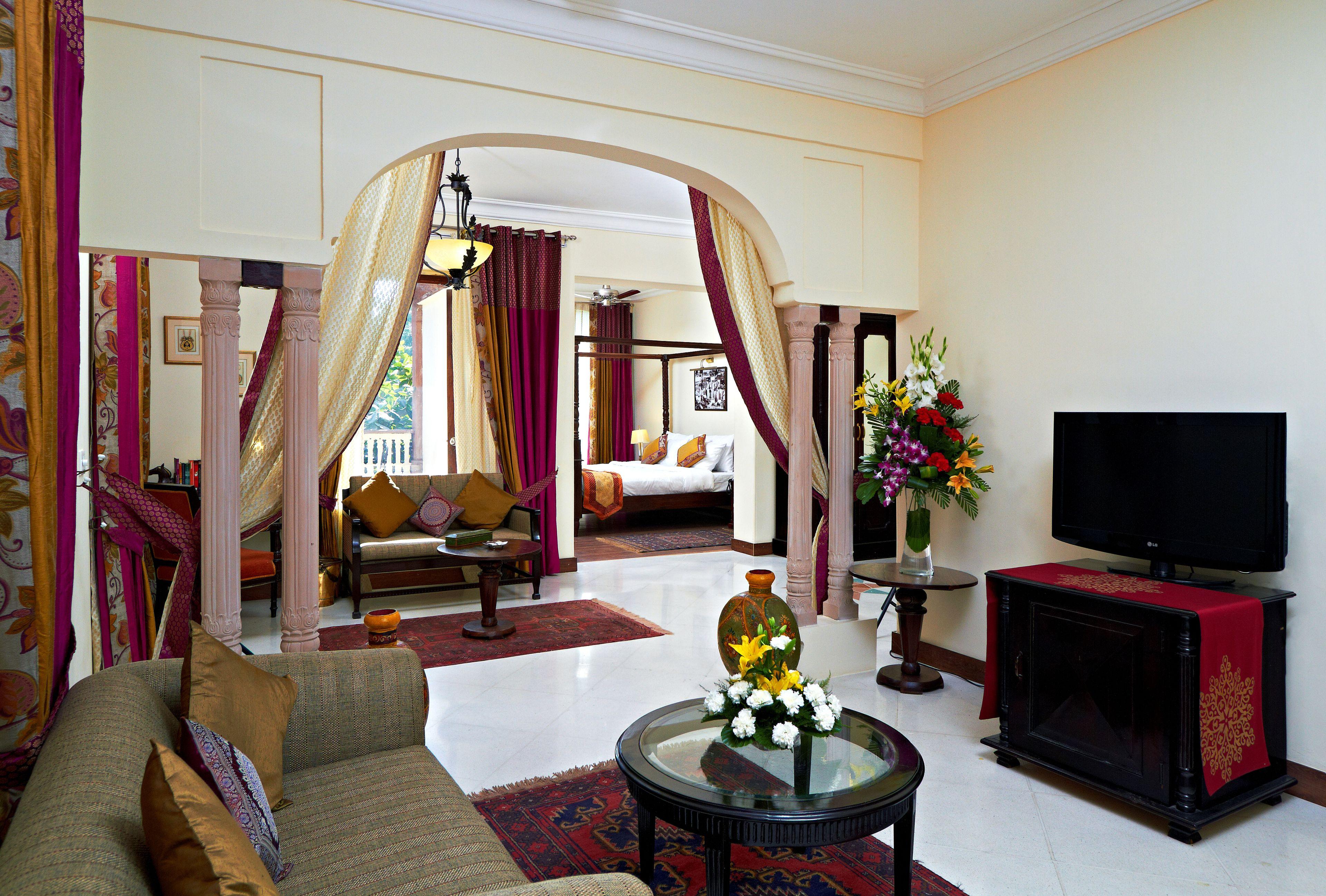 Royal Suite,1742847801:JPEG