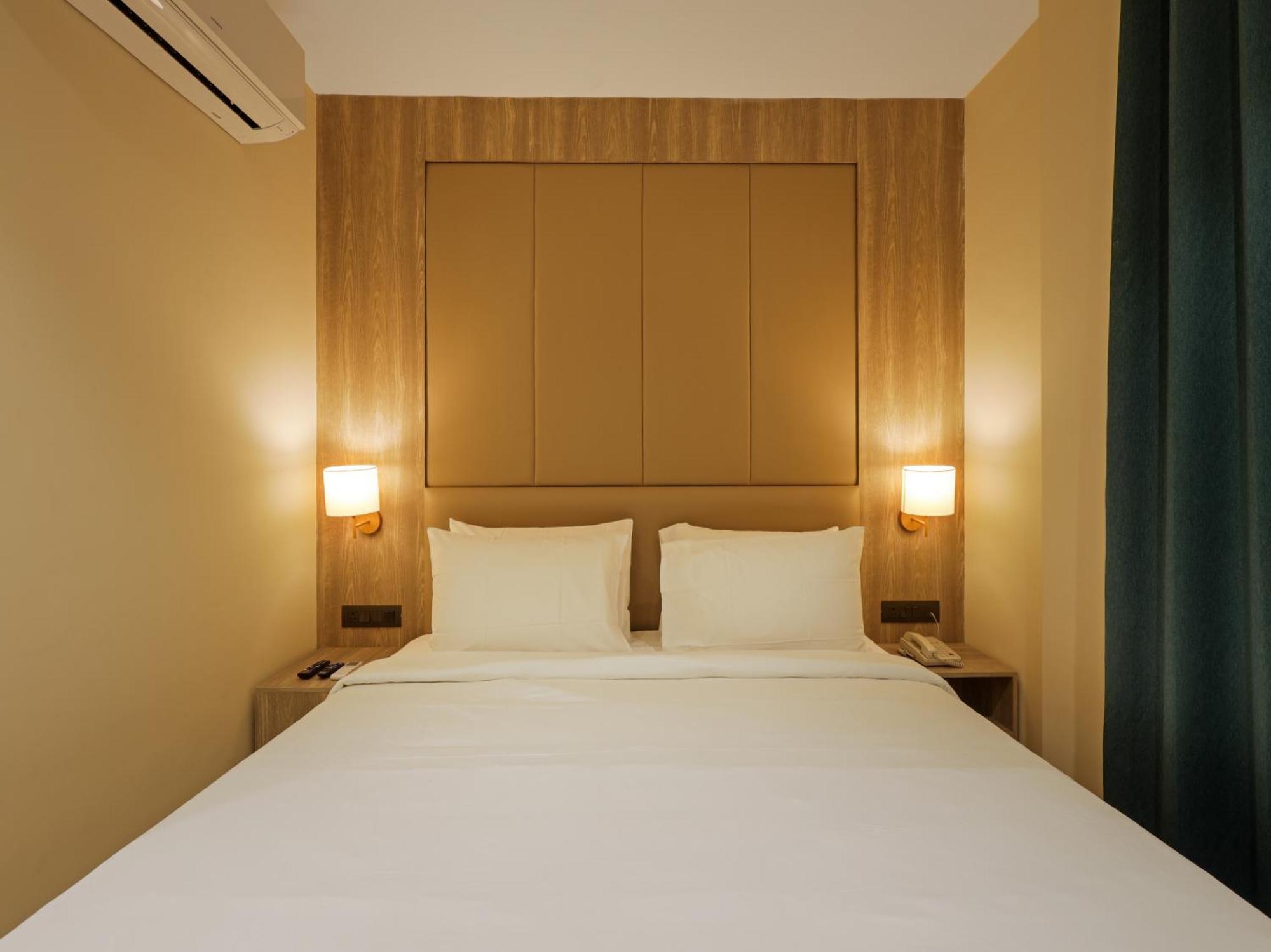 Classic Triple Room,1739760976:JPEG