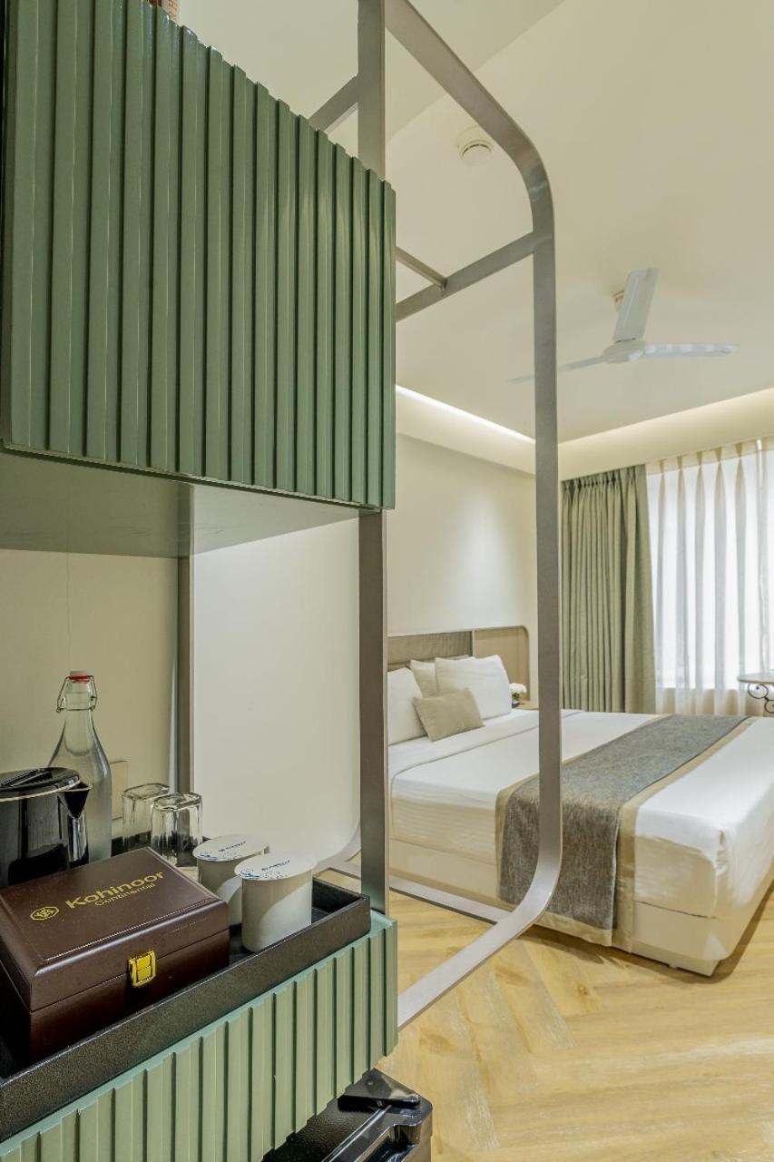 Club Room on F&B Complimentary Airport Transfers