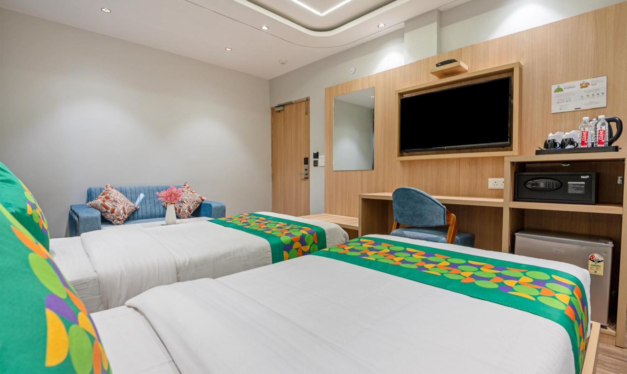 Superior Double Room,1742796507:JPEG