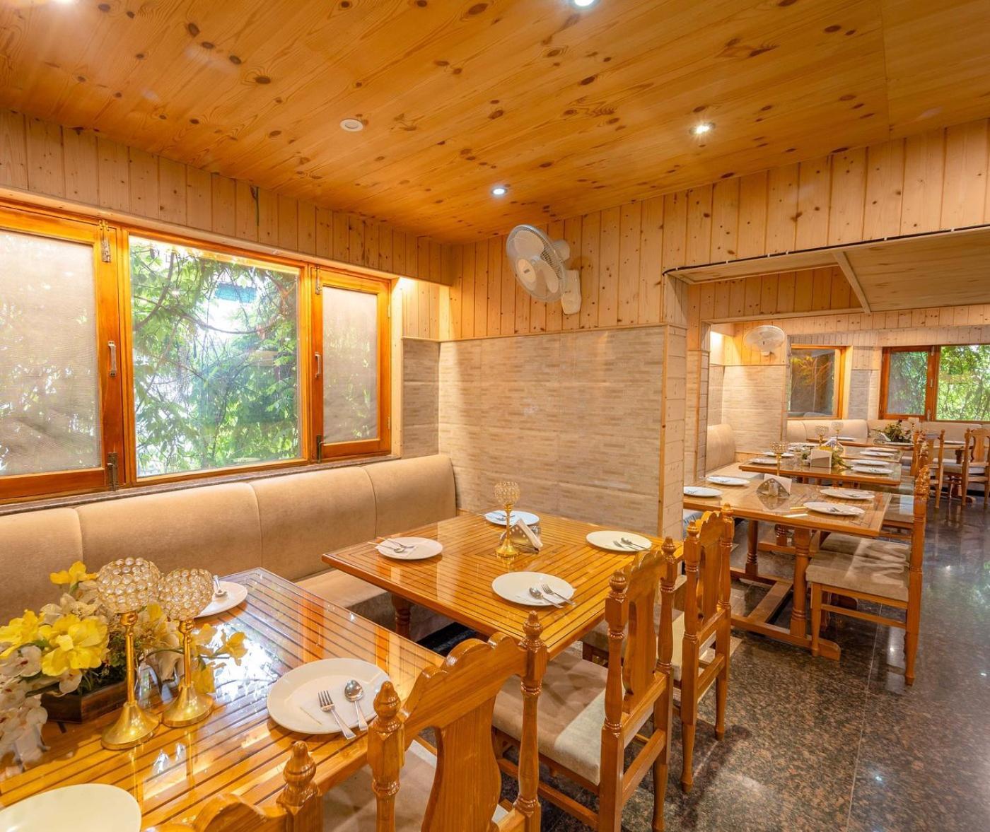 Double Deluxe Room