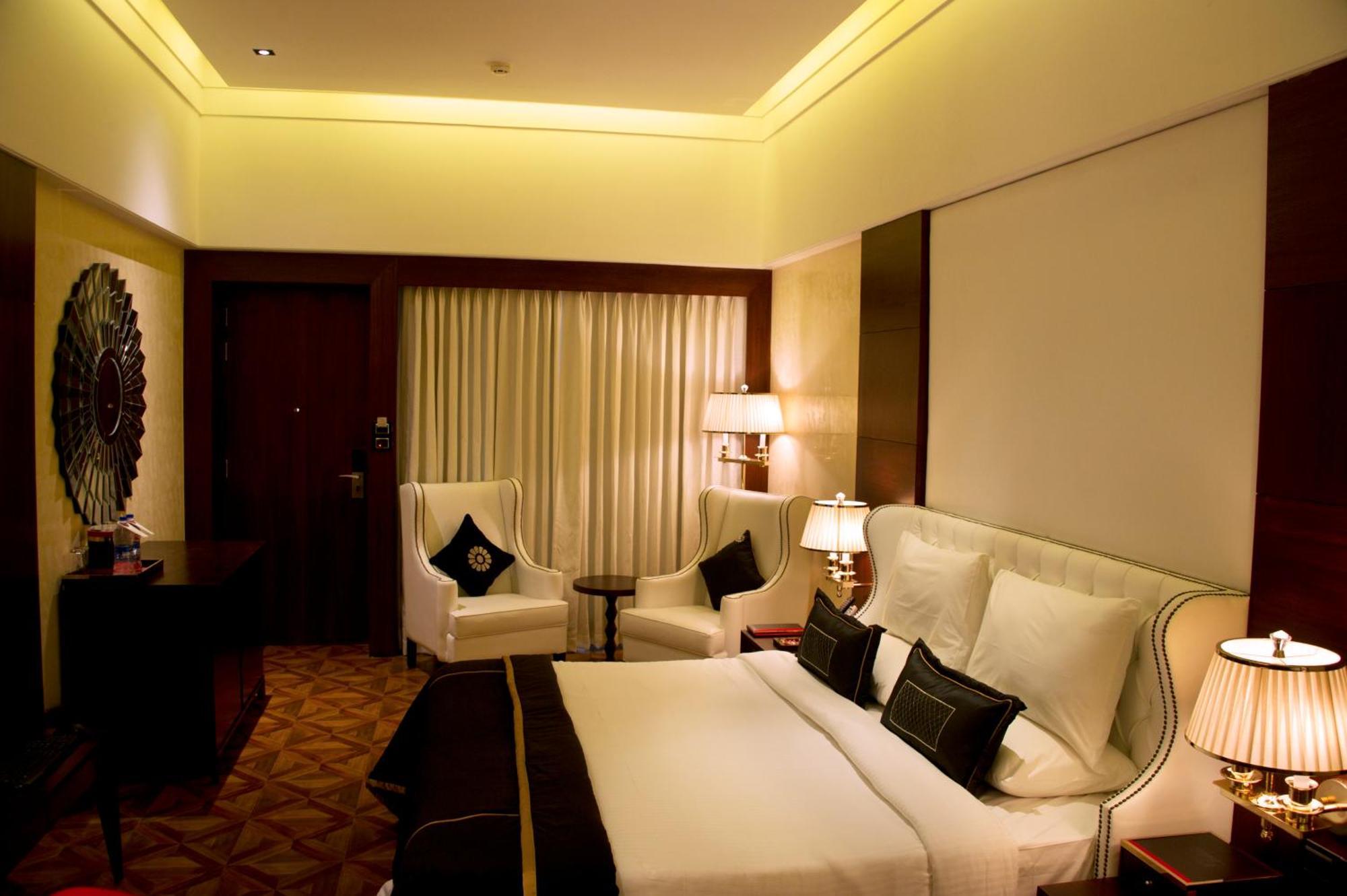Luxury Resort King Room Complimentary access to the Indoor Gaming Zone at Della Adventure Park
