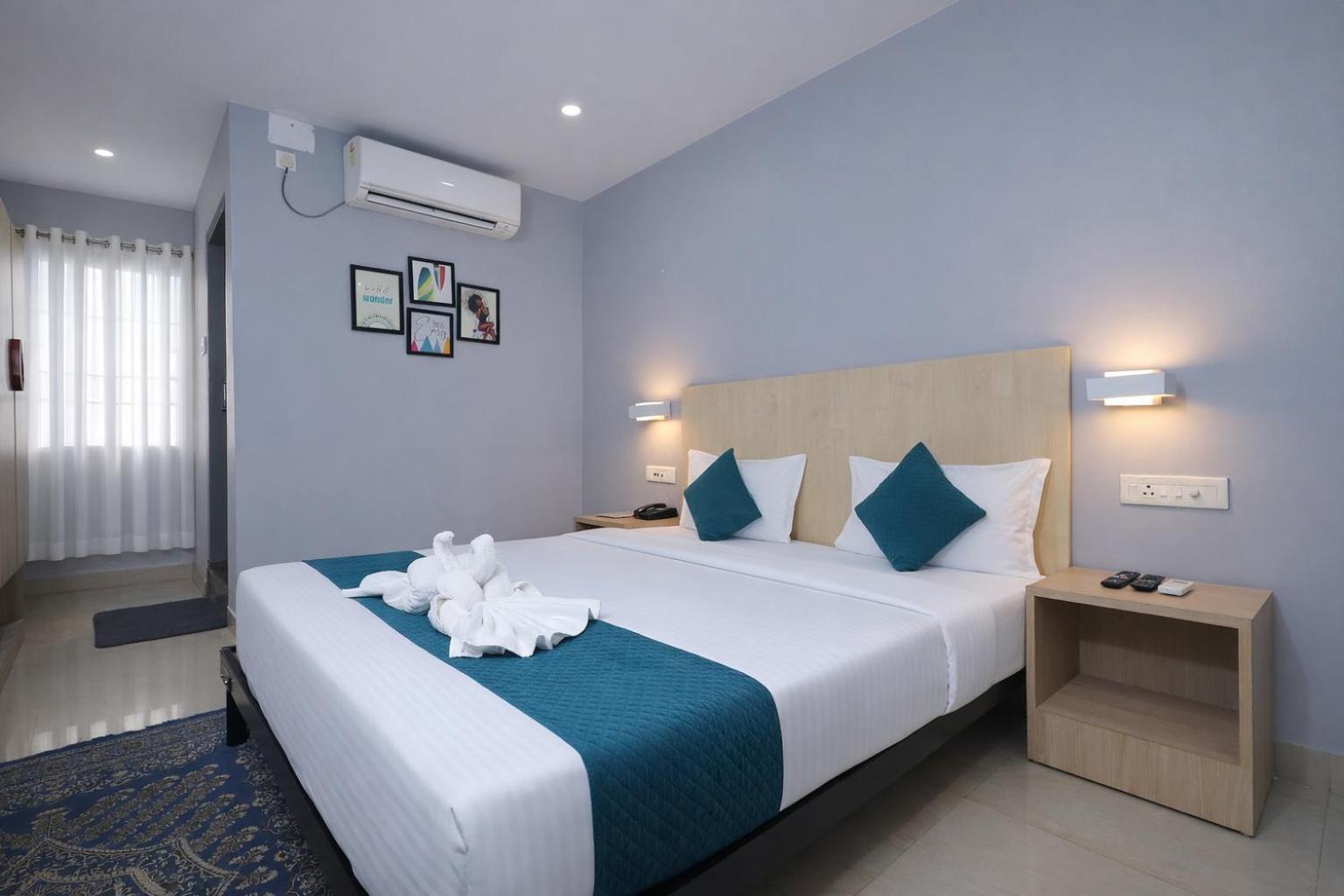 Superior King Room
