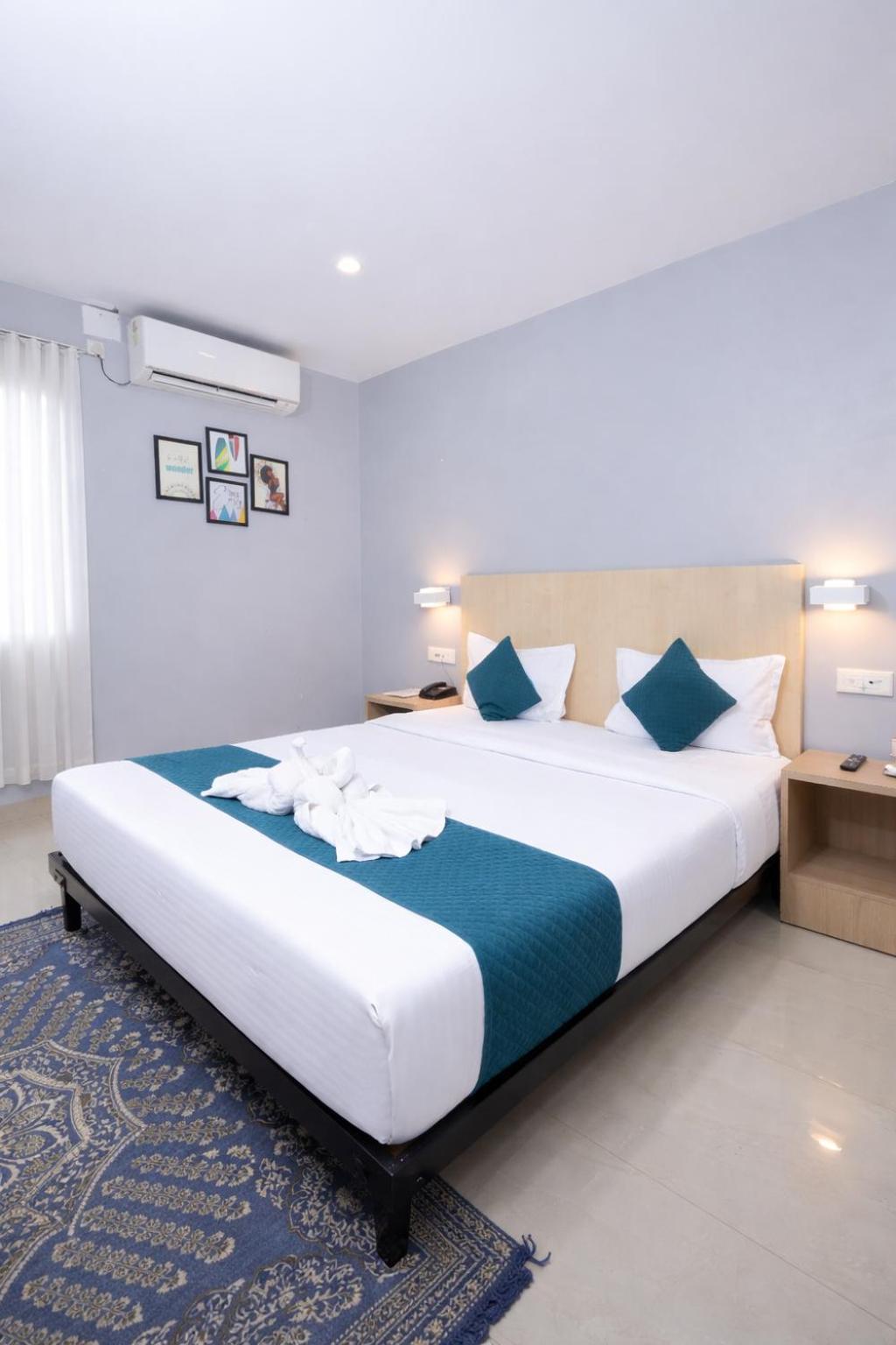 Superior King Room