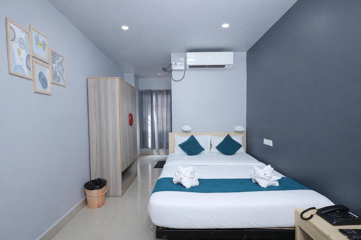 Superior King Room