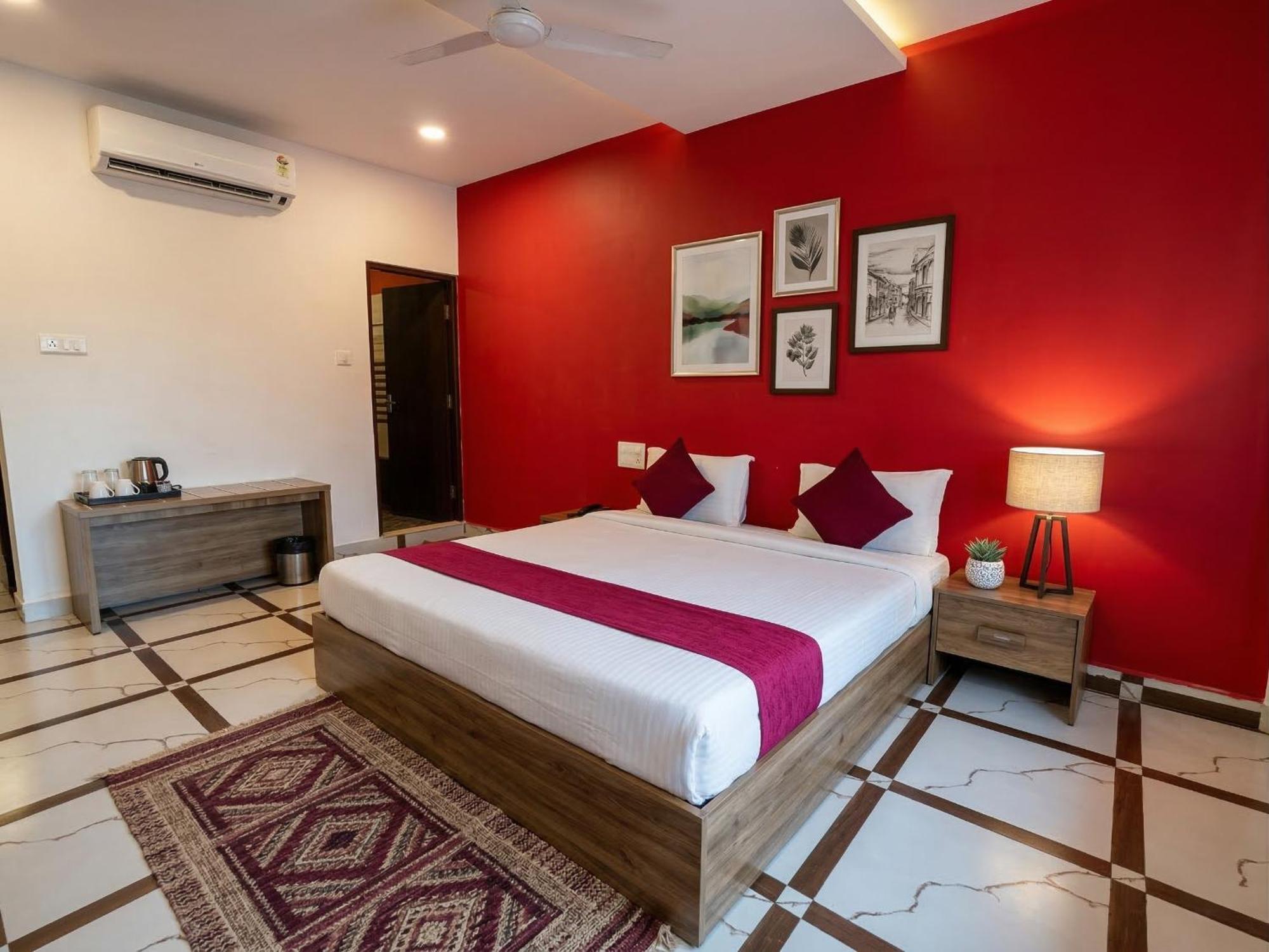 Double Room Lake View