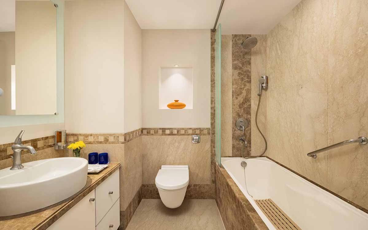 Deluxe Double Room on Food & Beverages complimentary session of Steam Sauna Bath