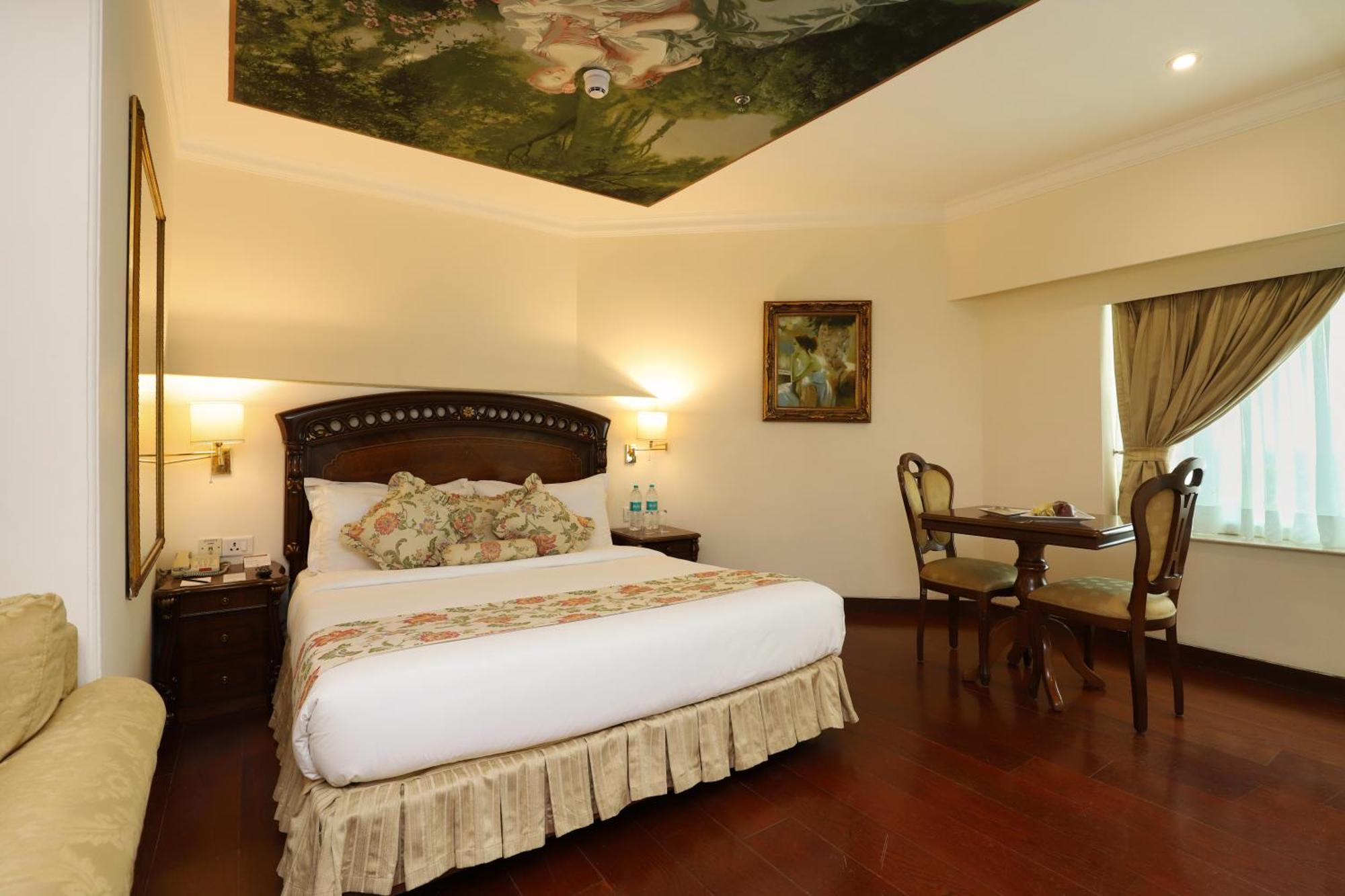 Royal Junior Suite