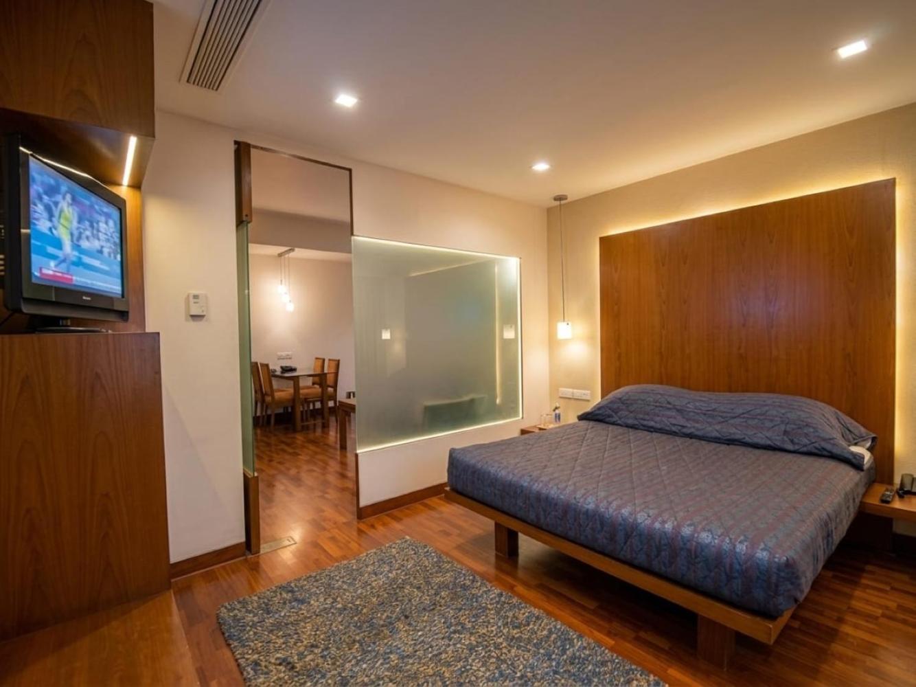 King Suite