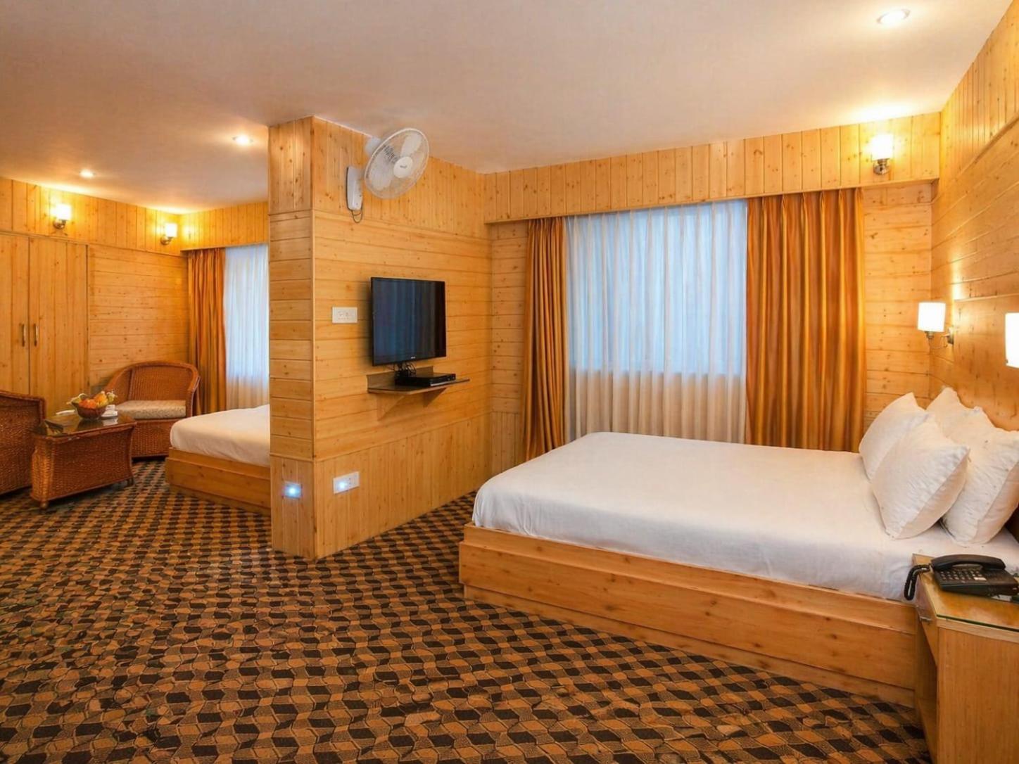 Double Deluxe Room