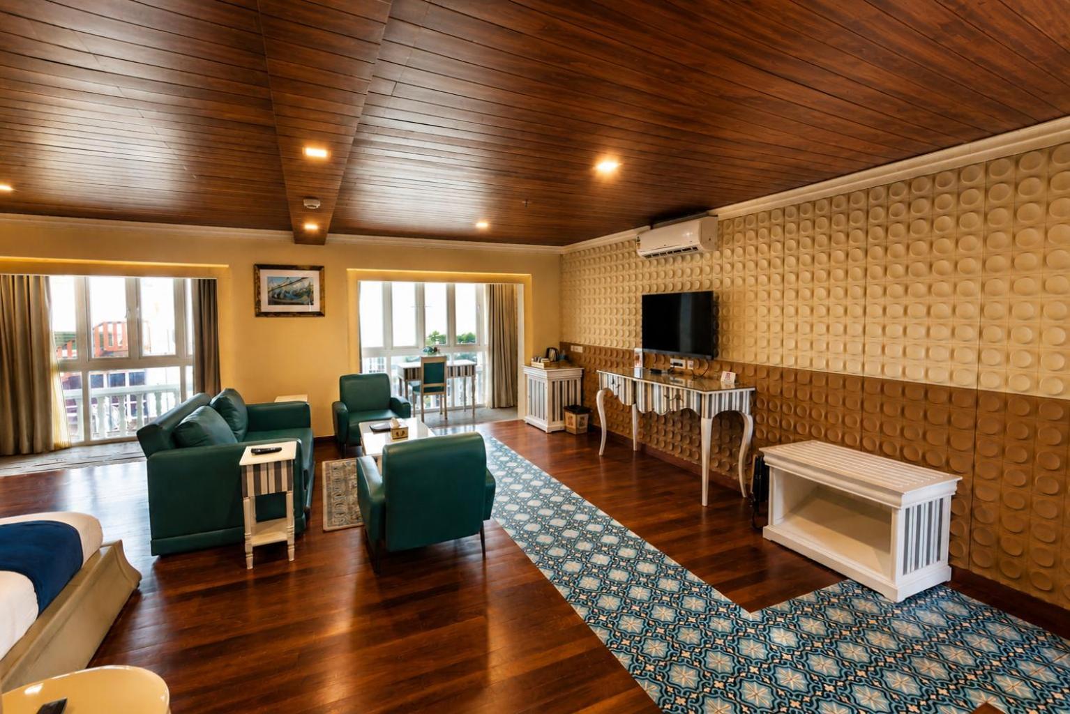 Deluxe Suite Sea View