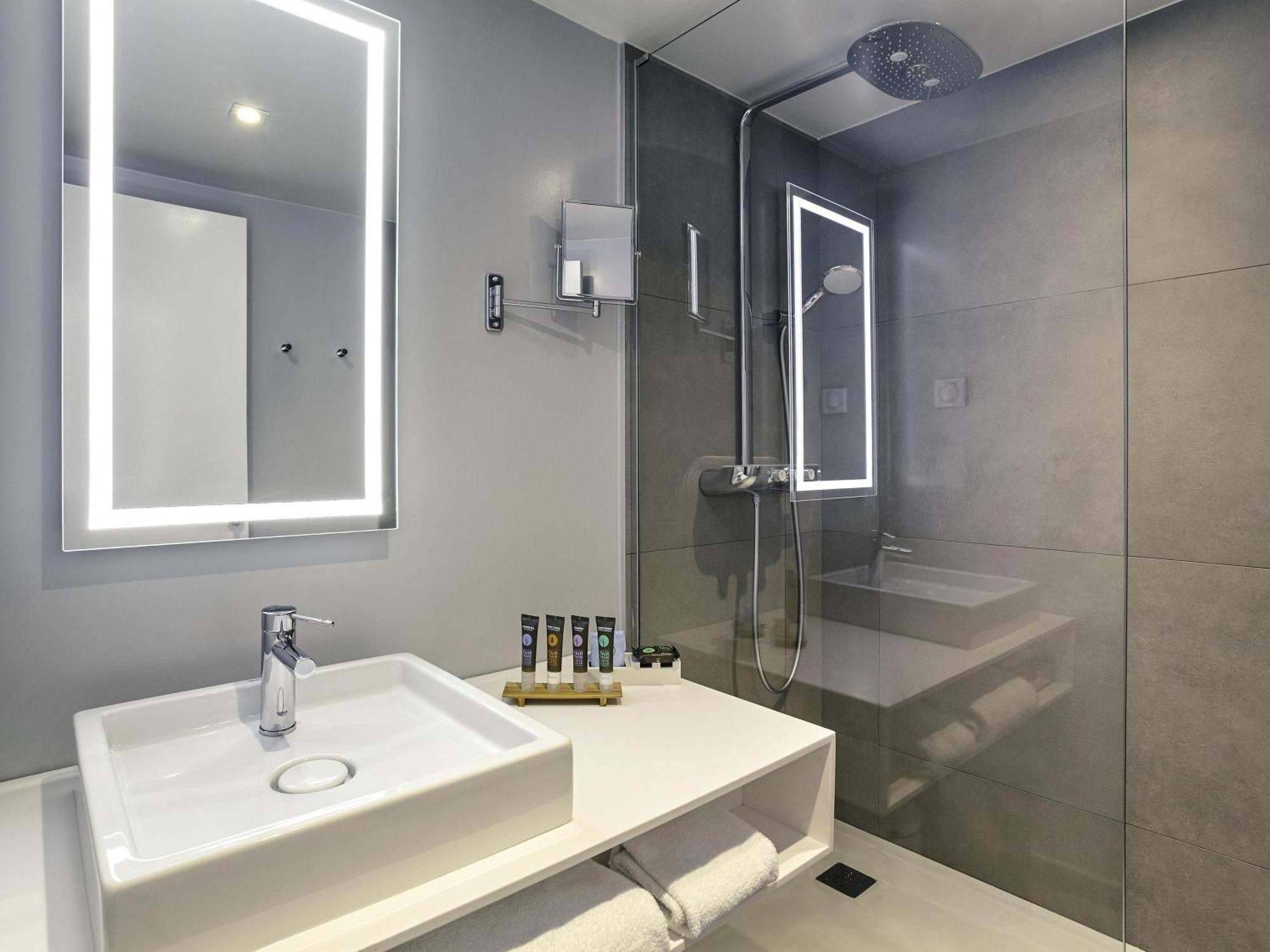 Superior Room Twin Beds