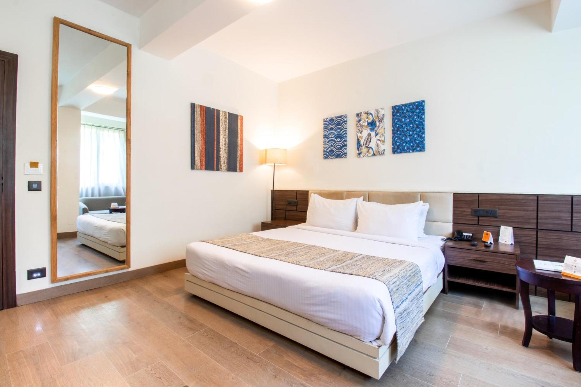Deluxe King Room