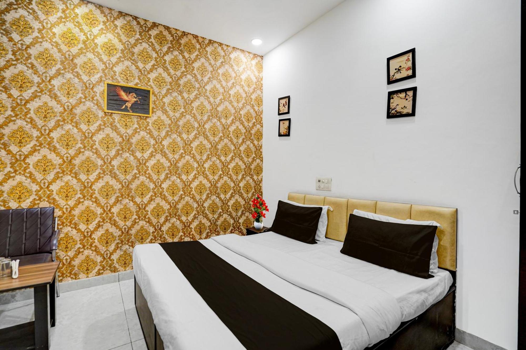 Classic Triple Room