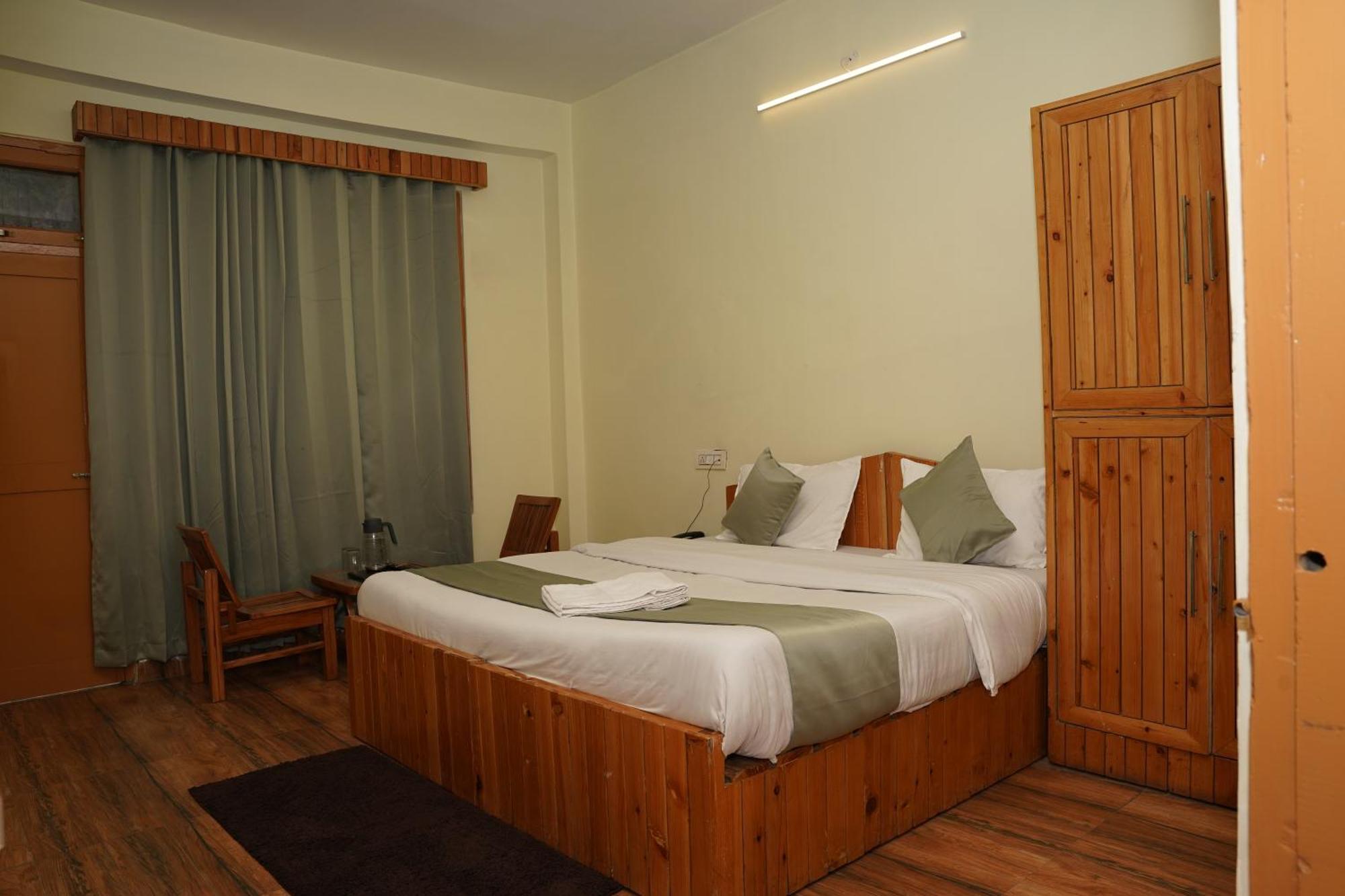 Deluxe Double Room Balcony