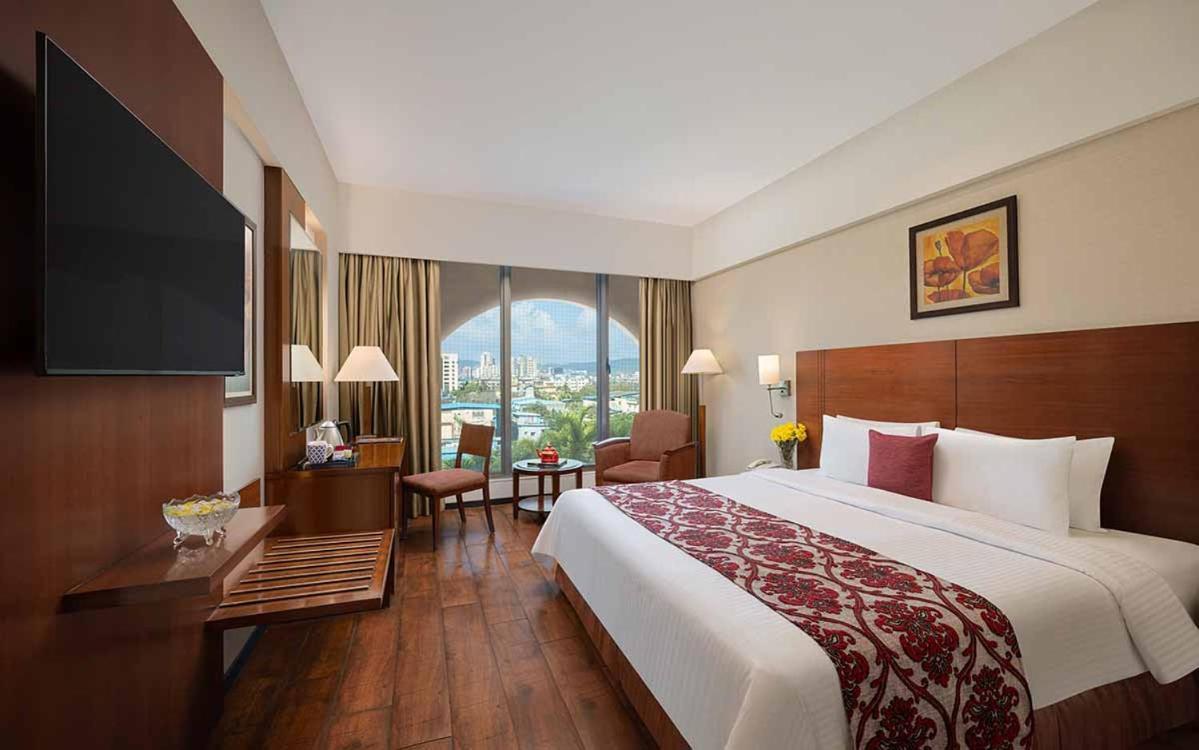 Deluxe Double Room on Food & Beverages complimentary session of Steam Sauna Bath