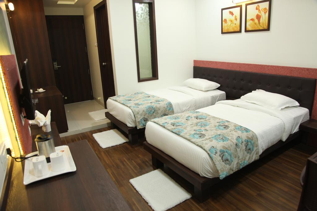 Deluxe Double or Twin Room