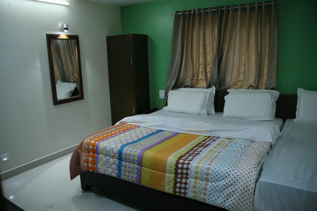 Executive Triple Room
