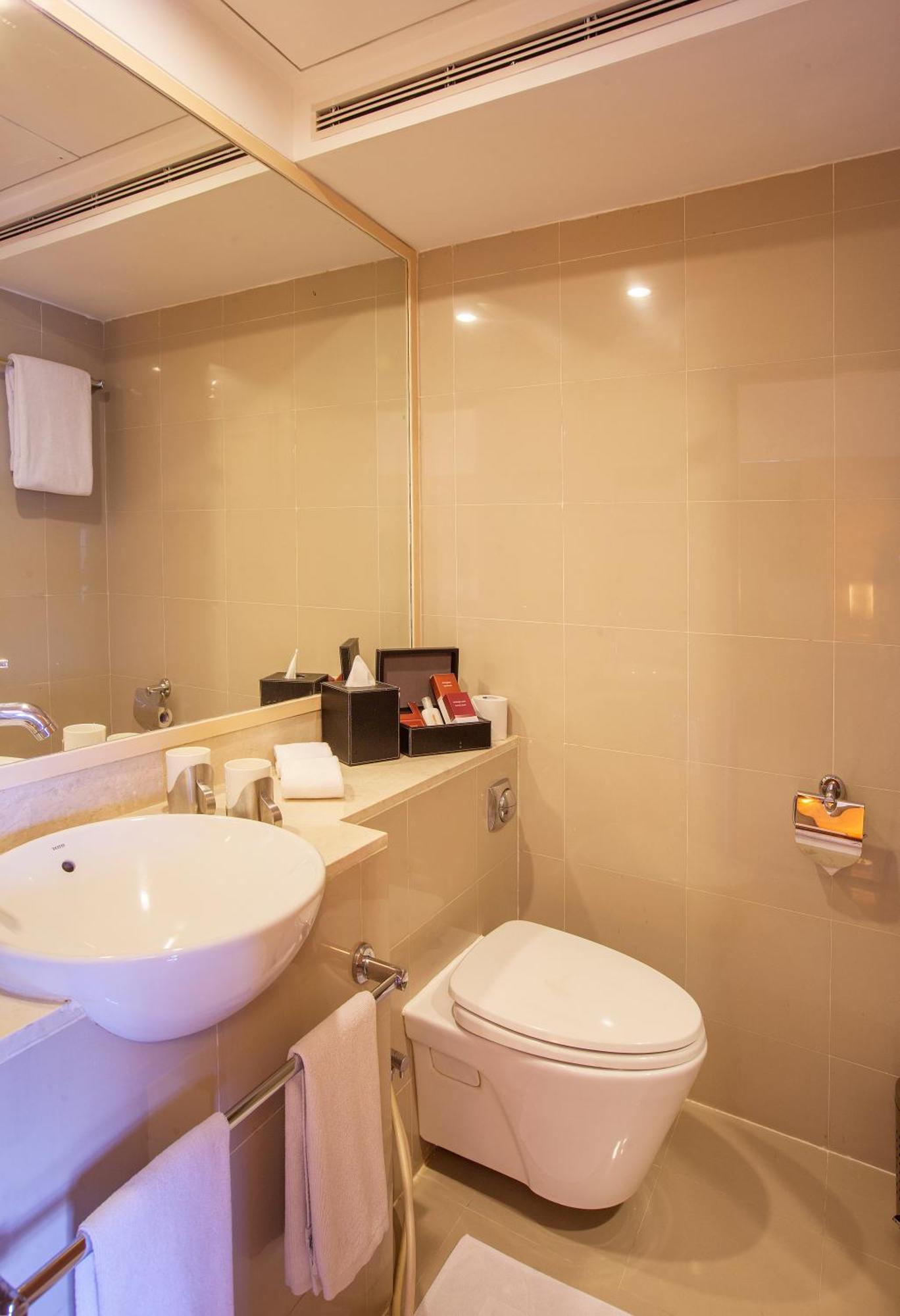 One Bedroom Executive Suite with Balcony