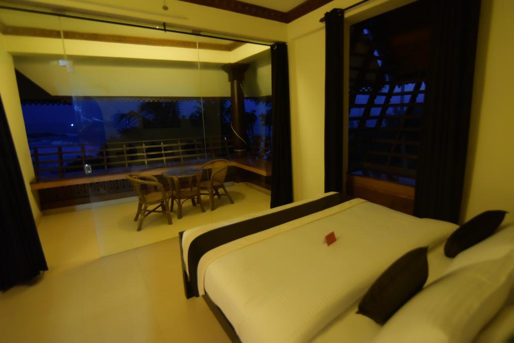 Deluxe Double Room Balcony