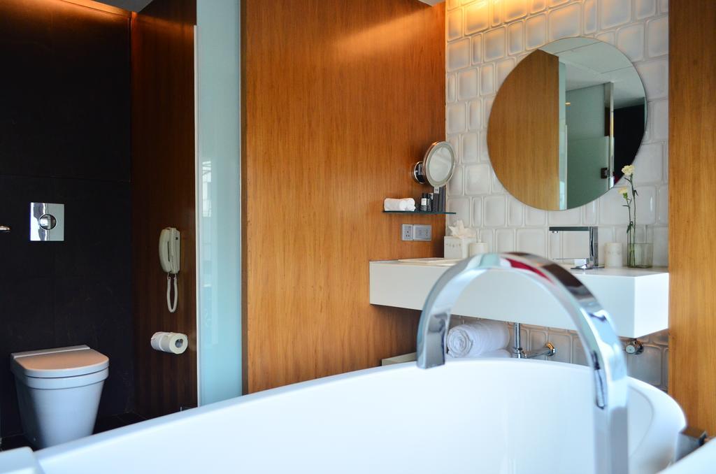 Luxury Double or Twin Room  (20% off on session of Spa ,15% Off on Laundry service ,Complimentary Welcome Drink on arrival),1003121523:JPEG