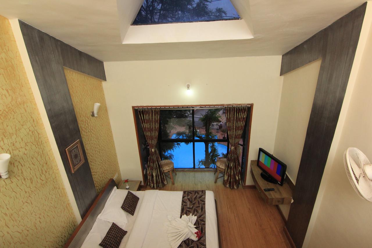 Valley Facing Suite with Mountain View