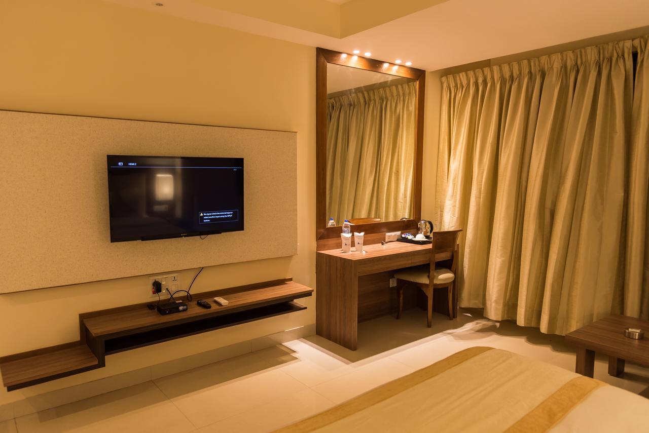 EXECUTIVE KING AC