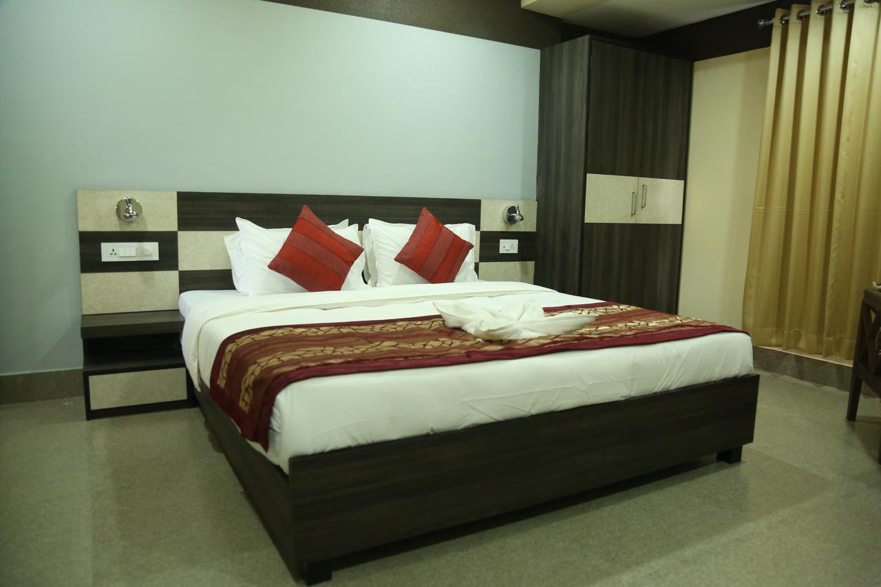 Deluxe Double Room,591213765:JPEG