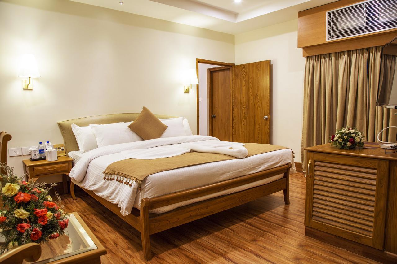 Deluxe Double Room with Bath,632962533:JPEG