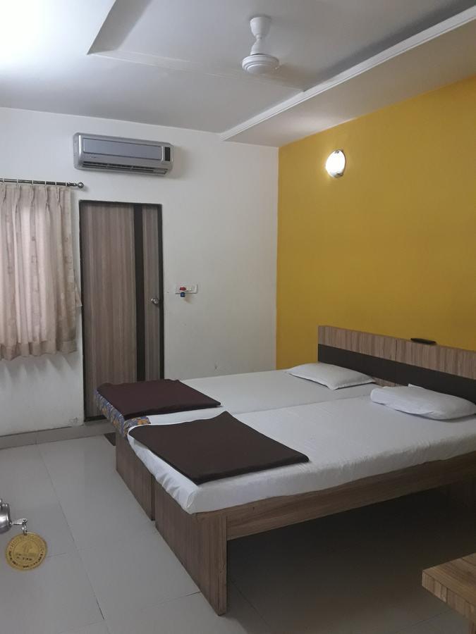 Deluxe Double Room Non AC
