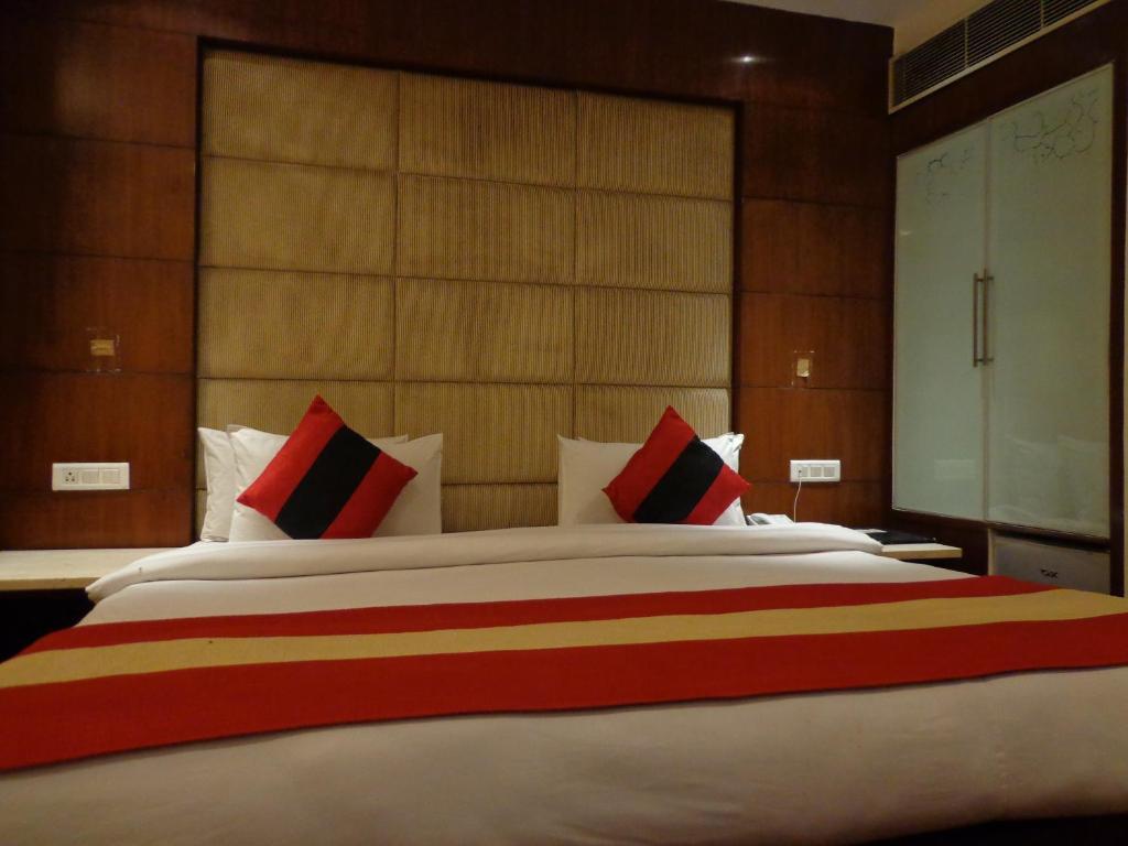 Premium Room With Bathtub,66041140:JPEG