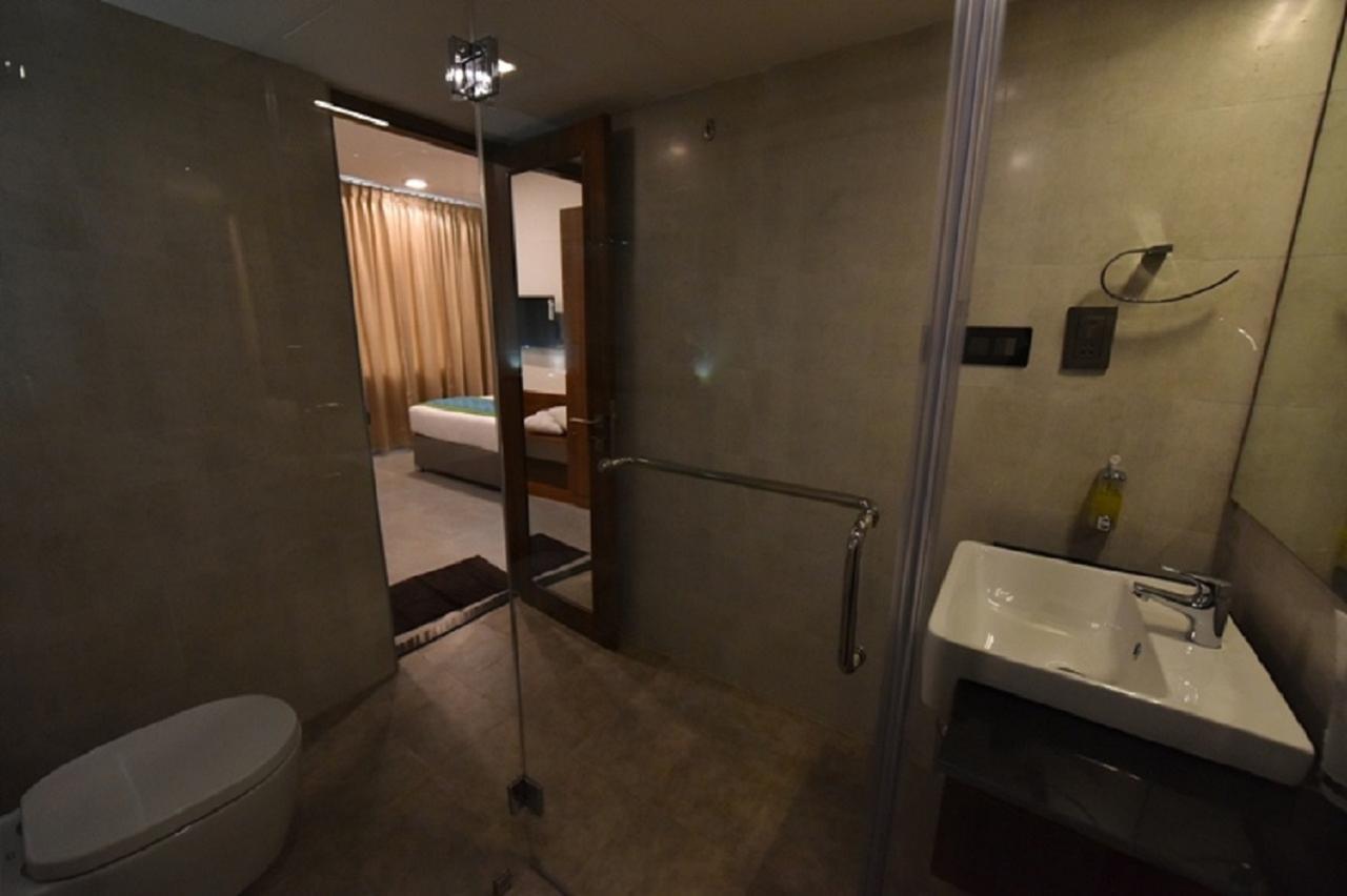 Premium Suite Enjoy on Evening Cocktails Early Check upto 2 hours subject to availability Early Check upto 2 hours subject to availability
